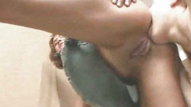 ブルネット覆われた彼女の顔と精液 女の子 の ため の h 動画 無料